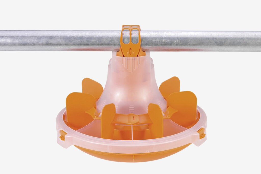 Haehnchenmast-Broiler-production-Viva-330-Big-Dutchman