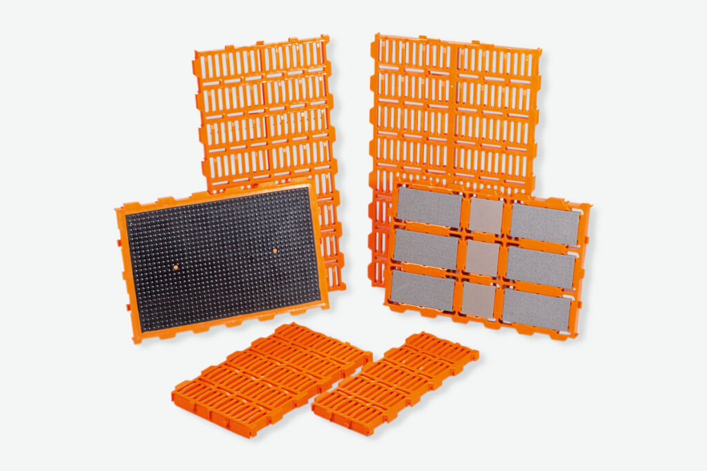 Schweinehaltung-Pig-production-Bodensysteme-5-Big-Dutchman