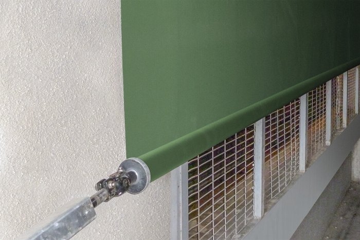 csm_Stallklima-Poultry-climate-control-Rollgardine-02-Big-Dutchman_dee3b75b7b