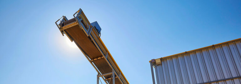 manure_conveyors_1553x545